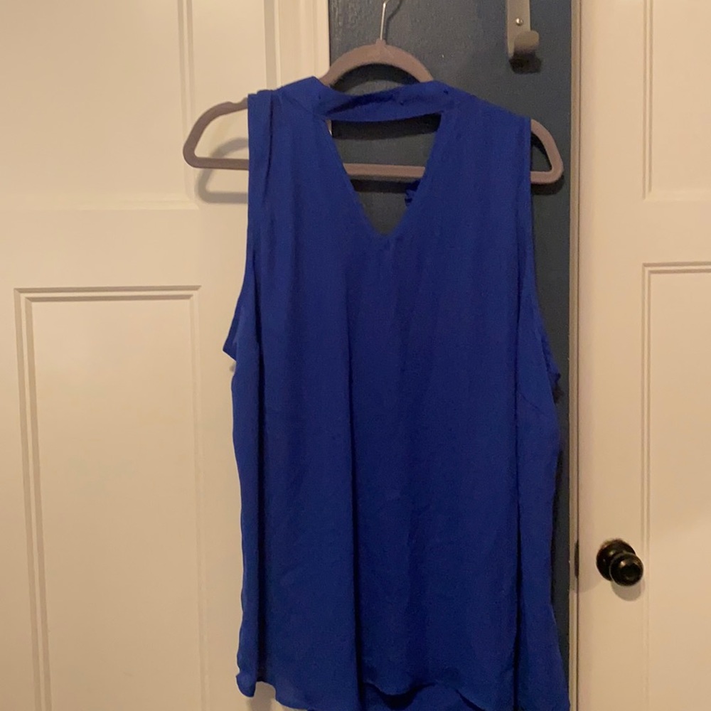 Unique Spectrum blouse!